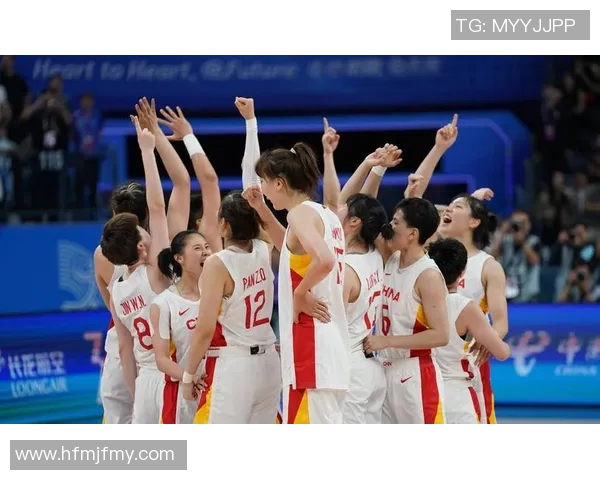 陕西女篮与河南女篮激战正酣谁能在赛场上笑到最后