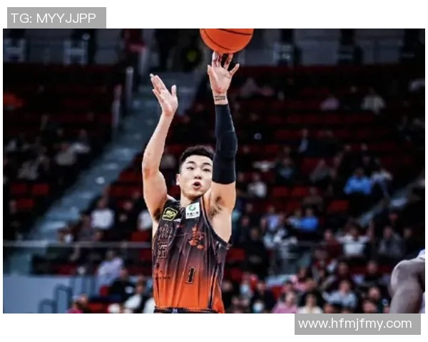 高诗岩的篮球之路：从青涩少年到赛场明星的成长历程与心路历程